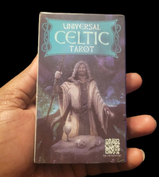 Divination- Universal Celtic Tarot
