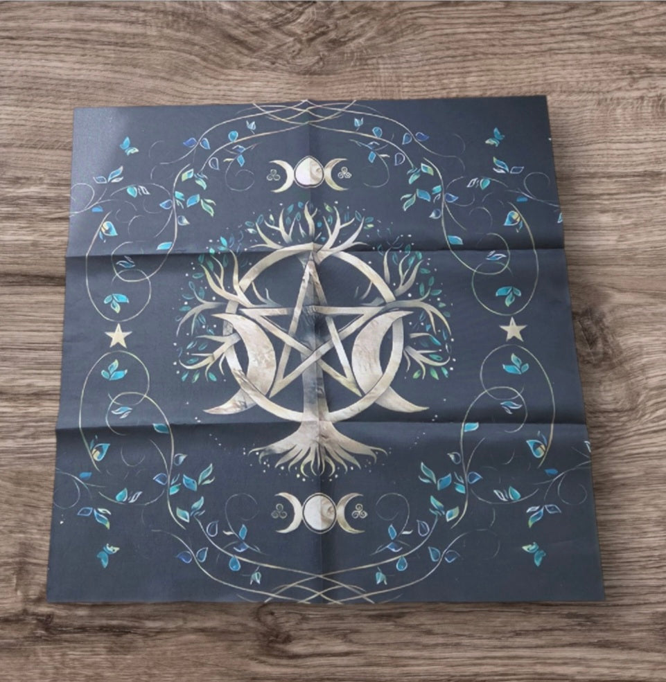 Cloth- Triple Moon Alter Cloth 19x