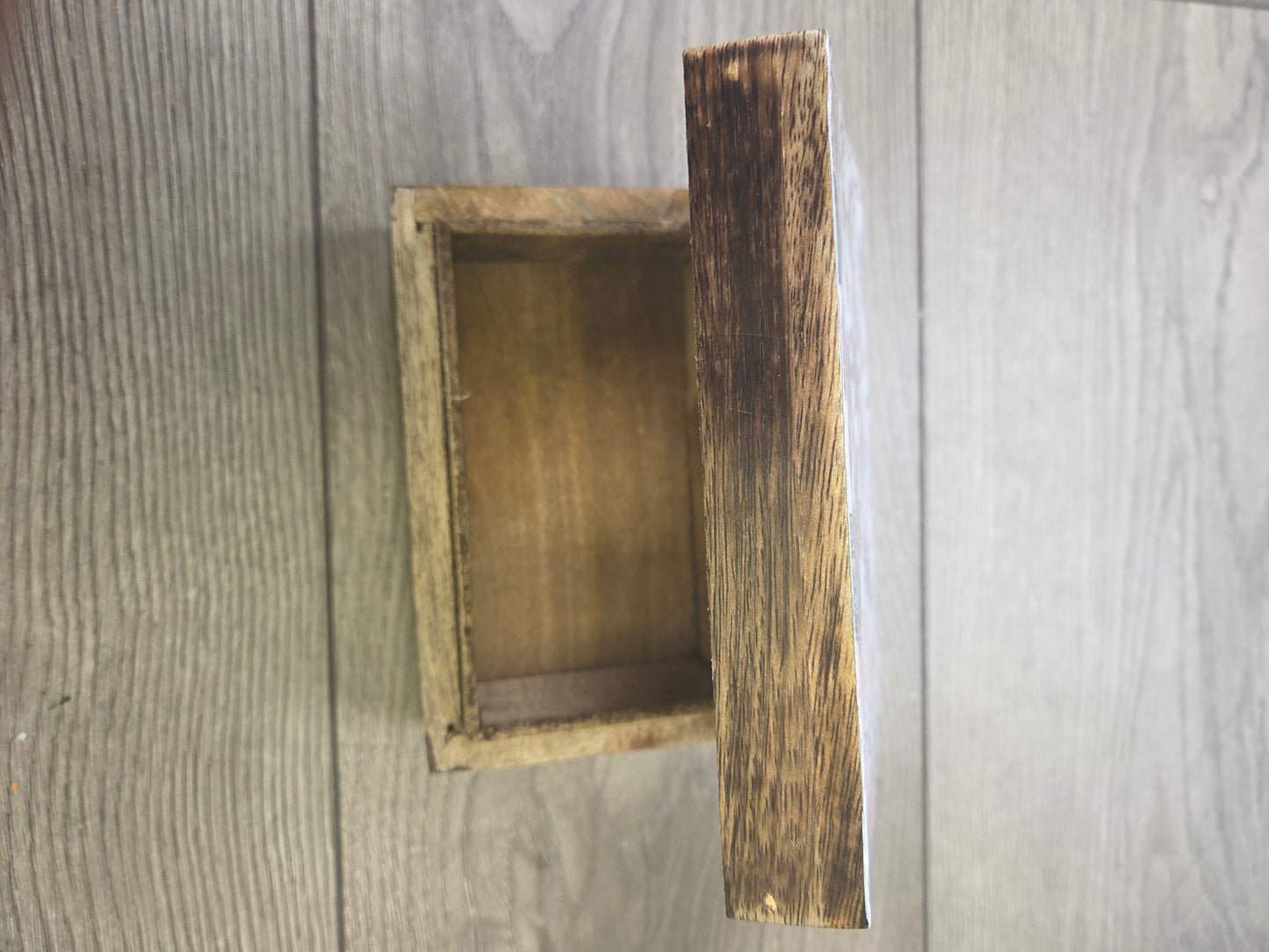 Wooden Box- The Astrologer (4×6)