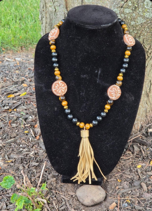 Necklace- Ancestral Throne (Wood)