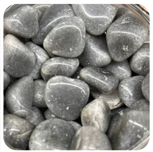 Tumbled- Gray Quartz (sm)