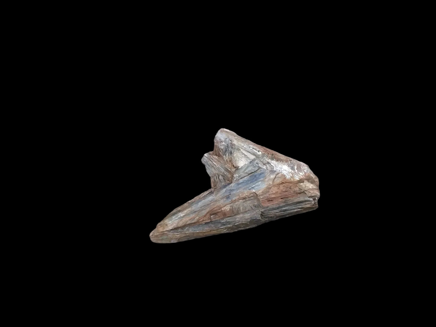 Raw- Kyanite